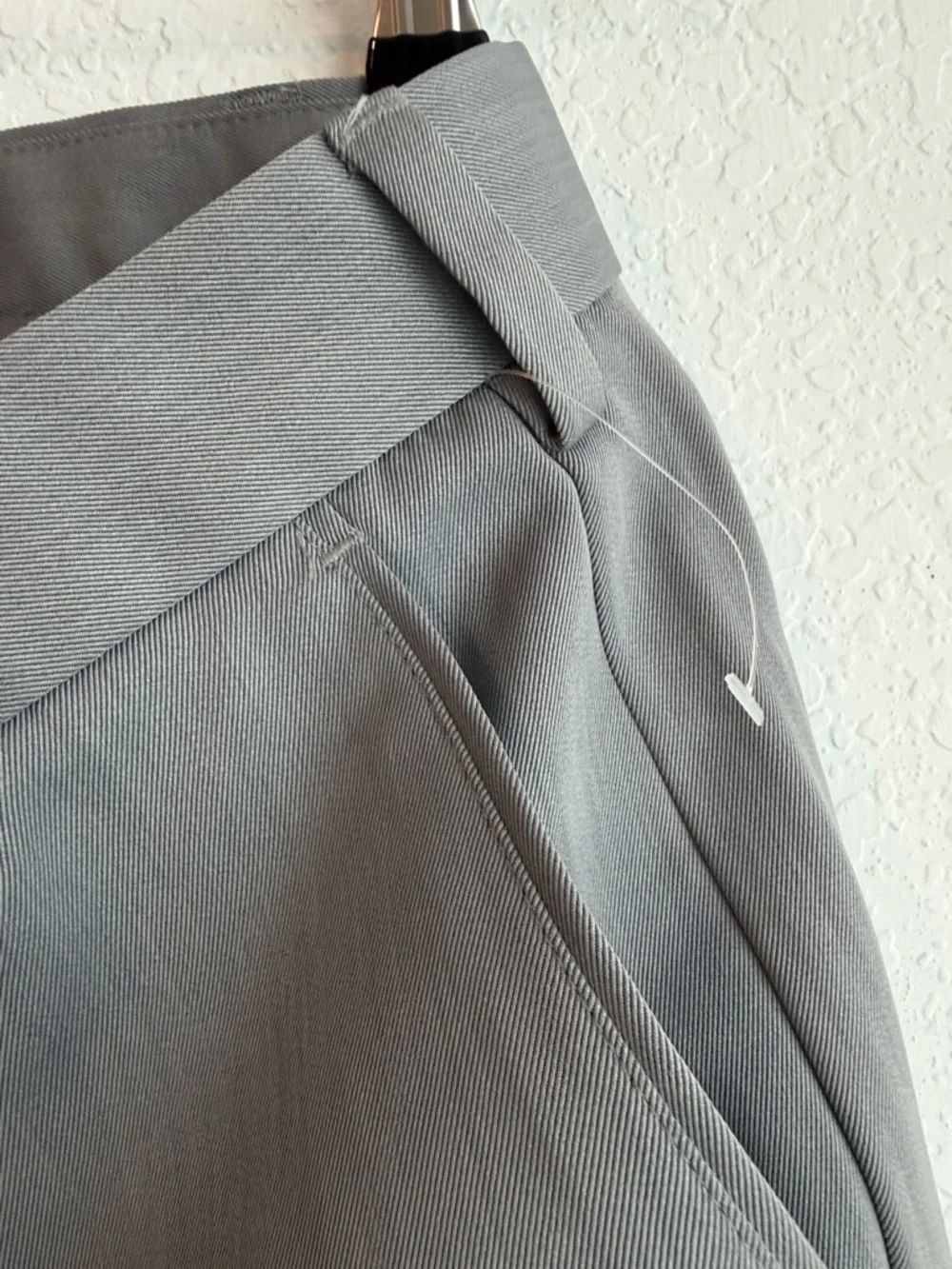 Izod Slim Fit Easy Care Dress Pants in Gray - Picture 5 of 7